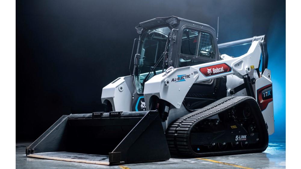 New Bobcat all-electric tracked loader revealed image