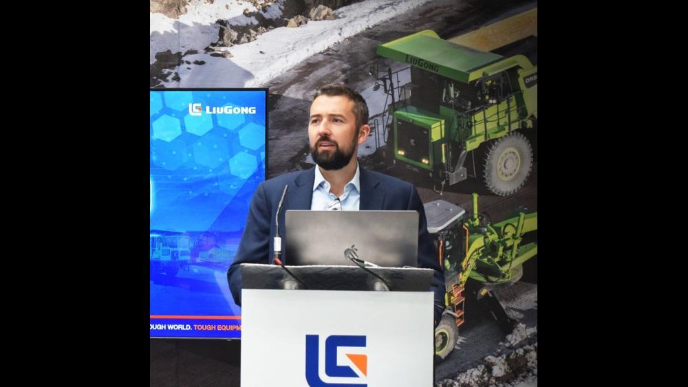  LiuGong UK electrifies Hillhead image