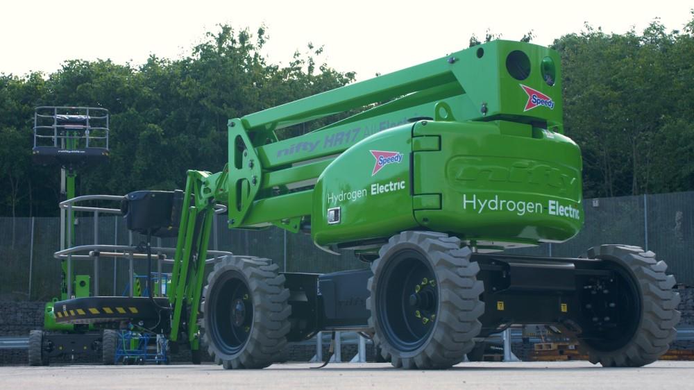 Speedy and Niftylift deliver first hydrogen/electric MEWP image