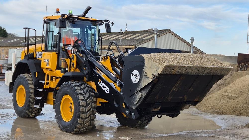 Ulrich Attachments launches new look hire fleet image