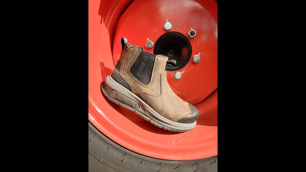 Bobcat boot website opens image