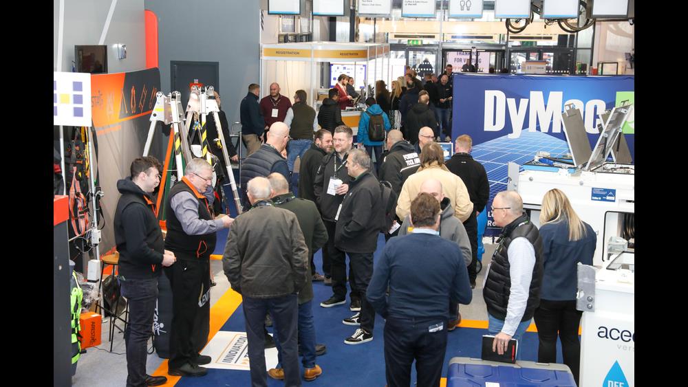 Getting ready for take-off image